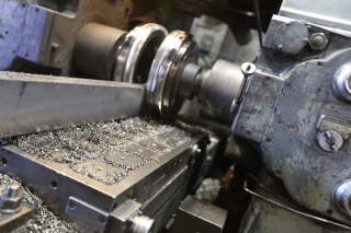 Versa-Bar continuous cast iron offers several distinct advantages over steel Machining Continuous Cast Iron vs. Steel